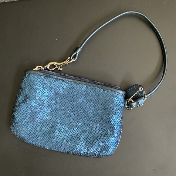 Blue coach wristlet - Picture 2 of 2